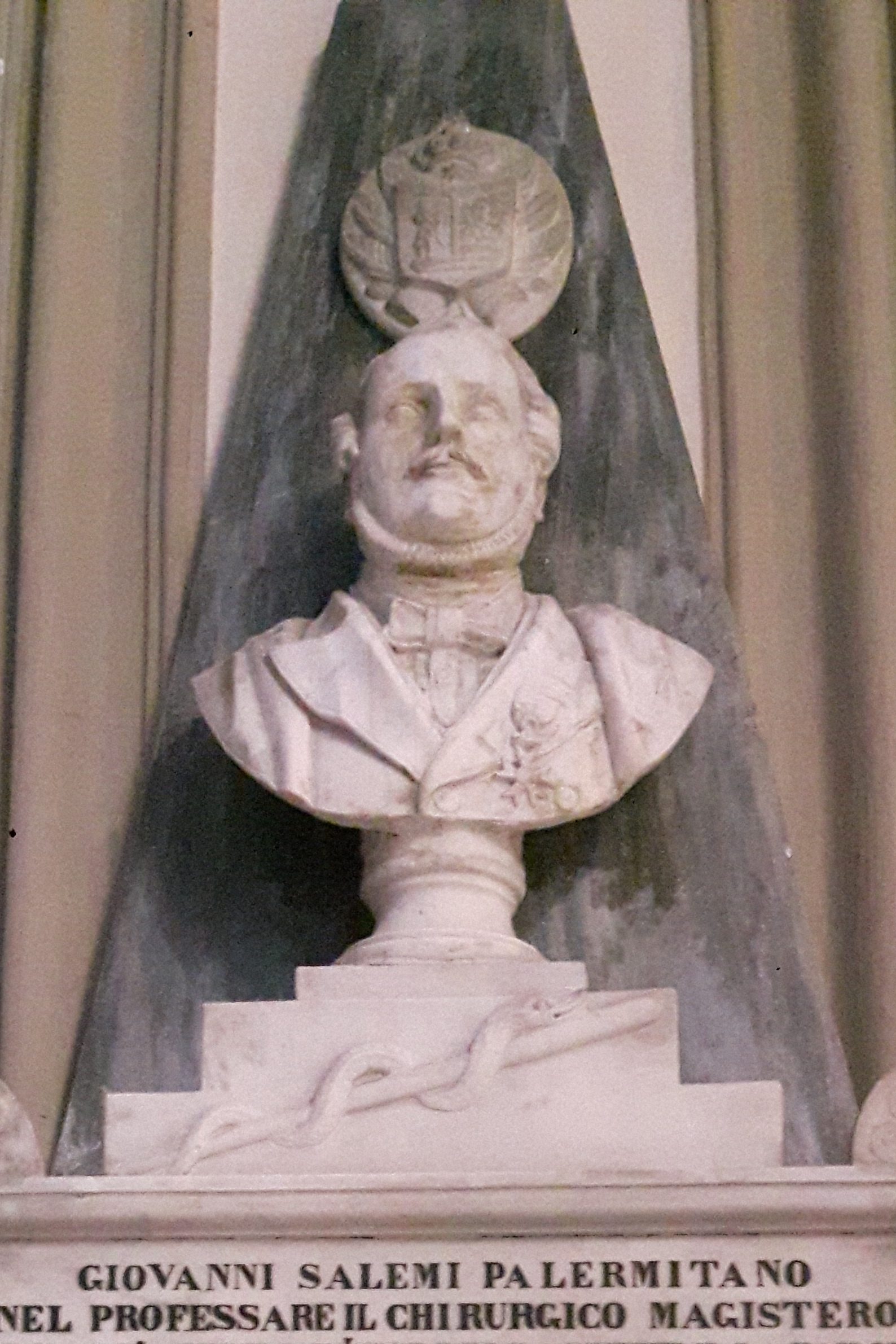 Giovanni%20Salemi%27s%20tomb%2C%20Church%20of%20San%20Domenico%2C%20Palermo%20-%2002.jpg